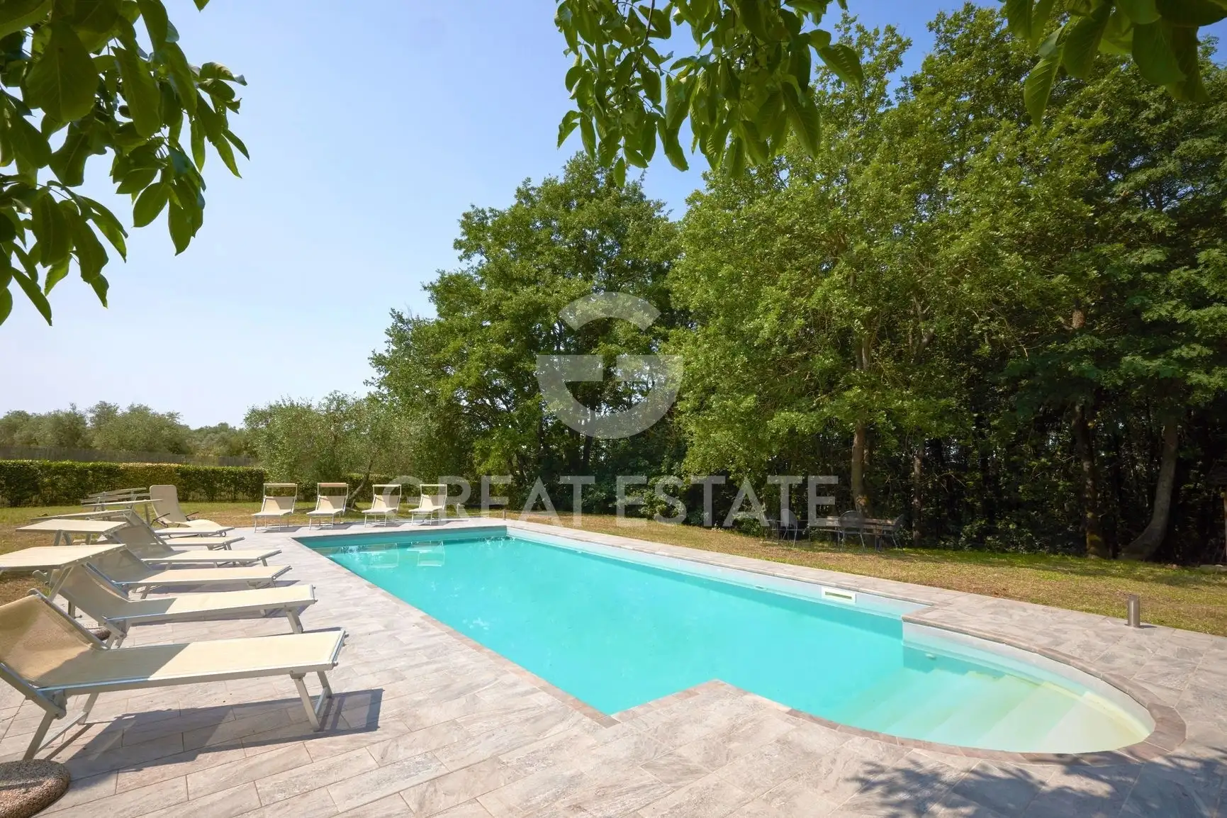 House 198m² in Italy, Arezzo. Priced at 890000€ rent photo-6