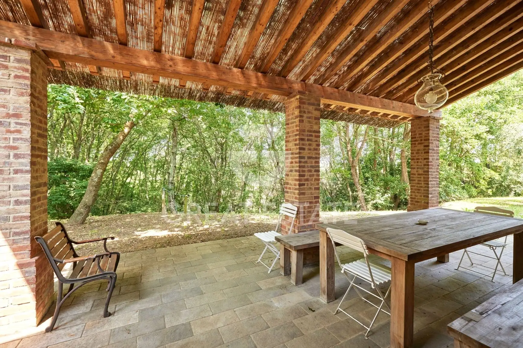 House 198m² in Italy, Arezzo. Priced at 890000€ rent photo-8