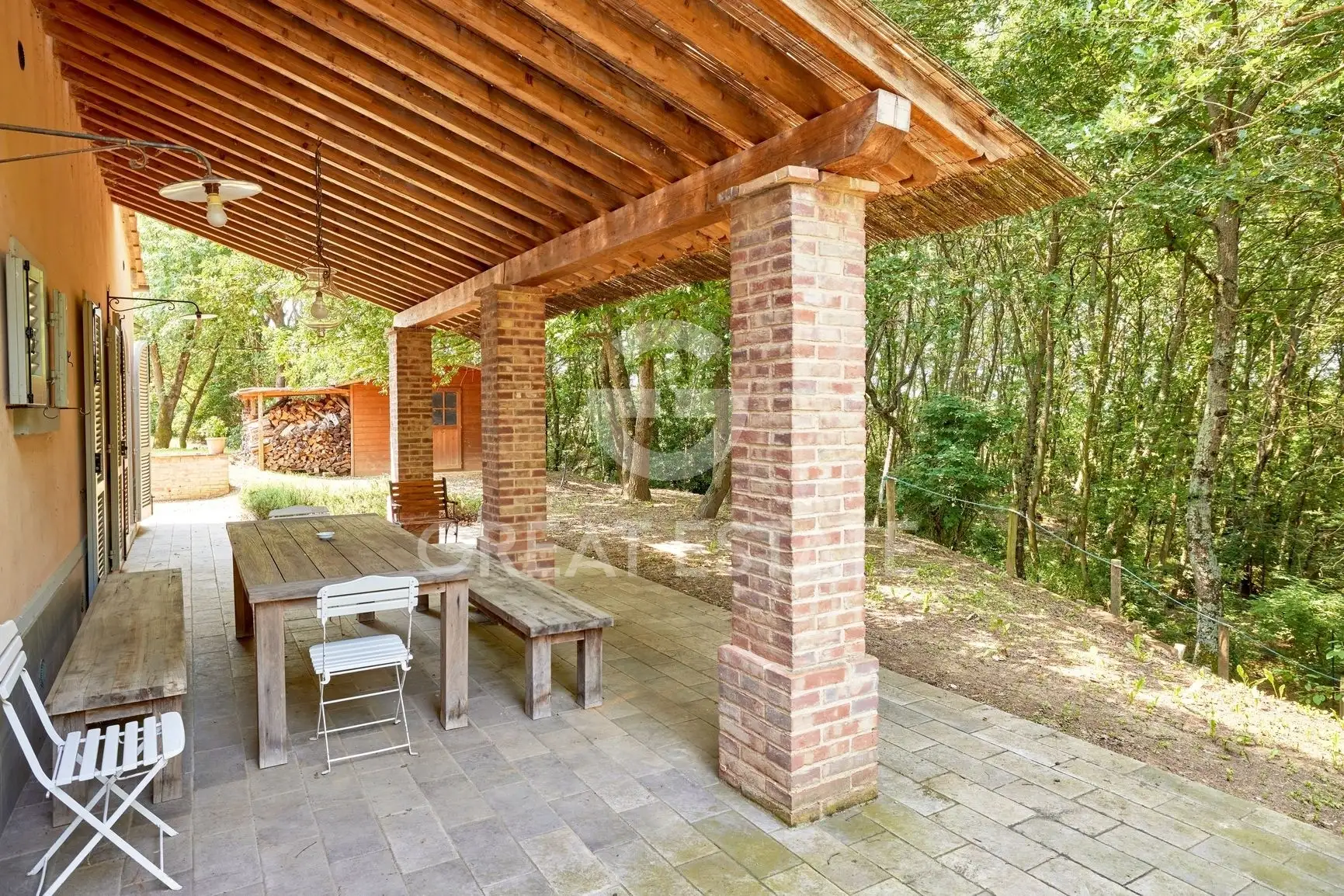 House 198m² in Italy, Arezzo. Priced at 890000€ rent photo-9