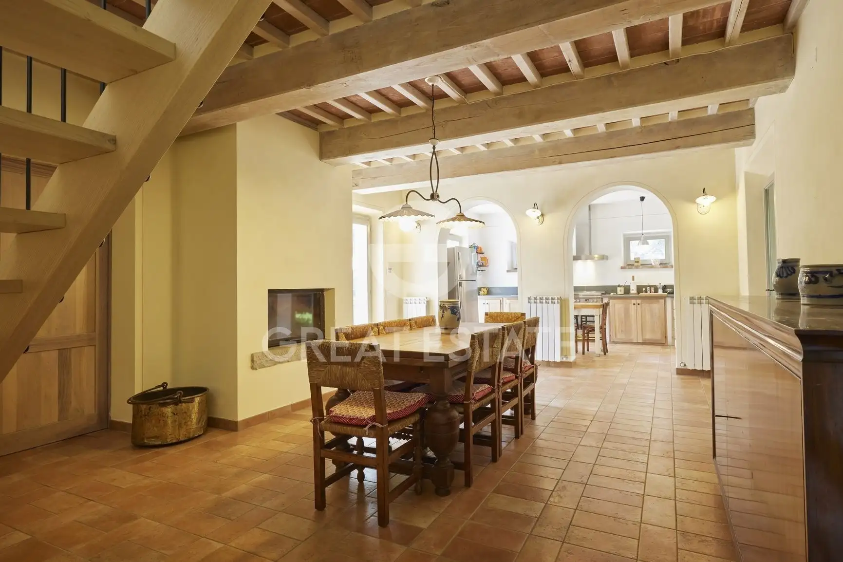 House 198m² in Italy, Arezzo. Priced at 890000€ rent photo-11