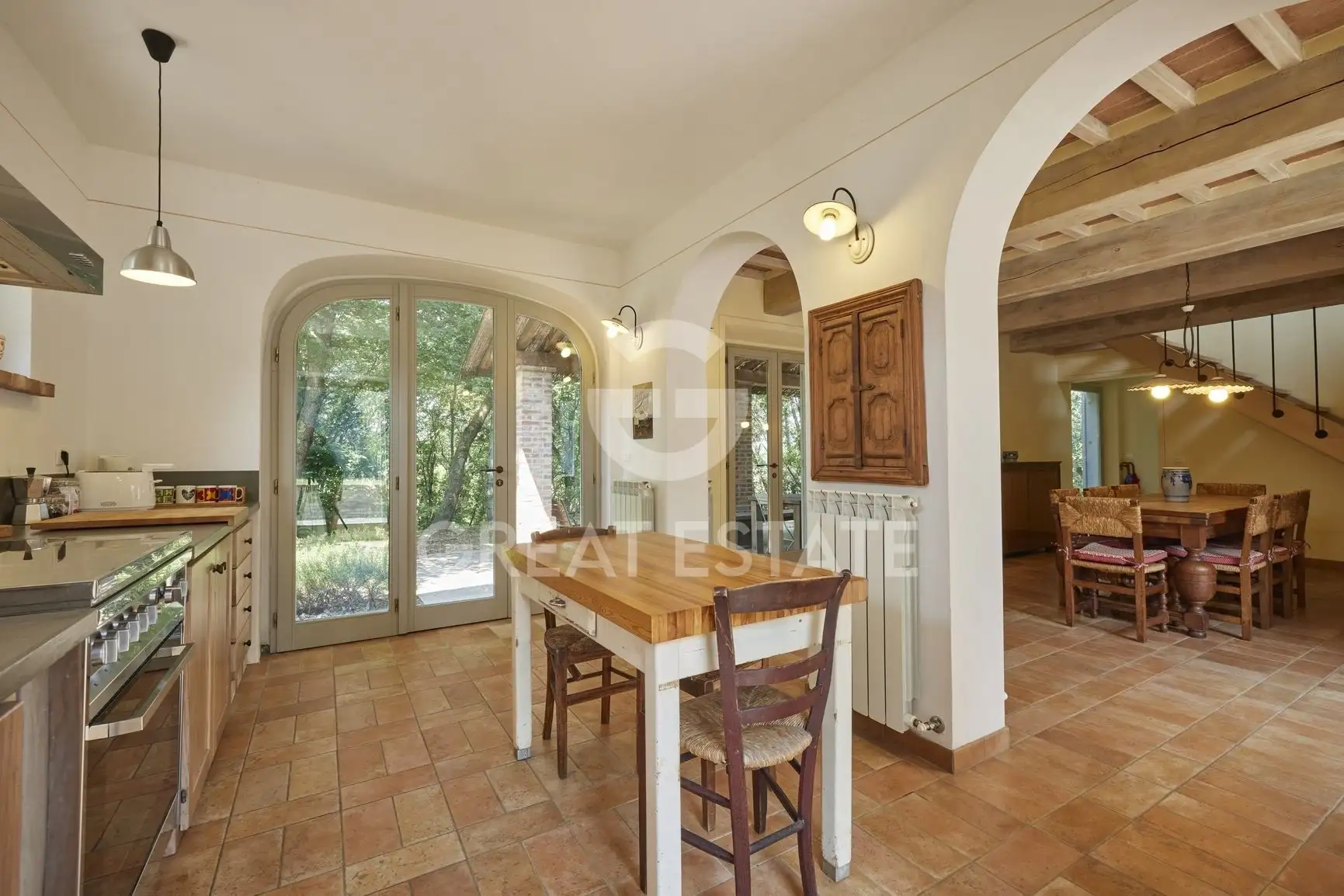 House 198m² in Italy, Arezzo. Priced at 890000€ rent photo-13