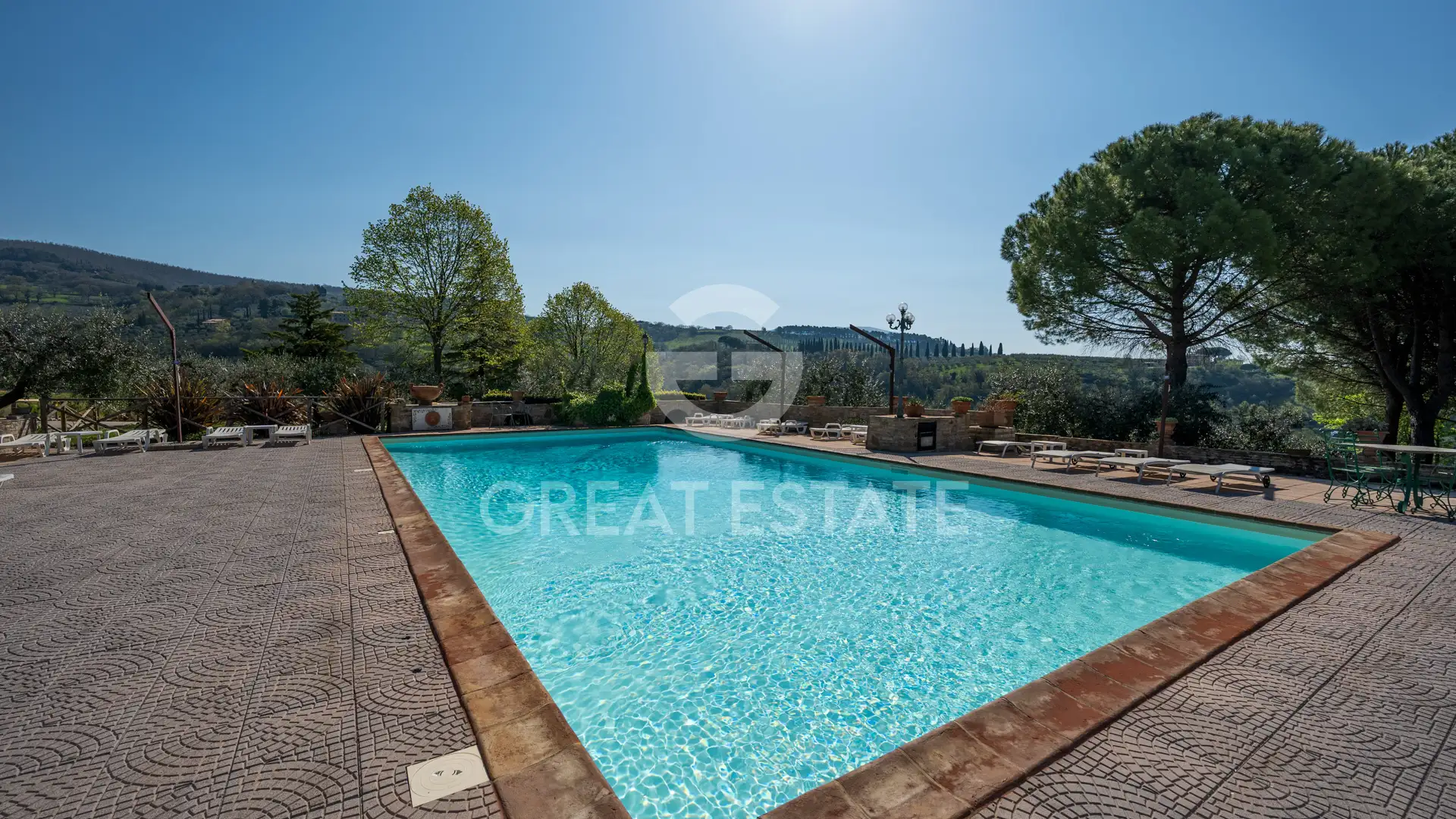 House 625m² in Italy, Perugia. Priced at 2200000€ rent photo-6