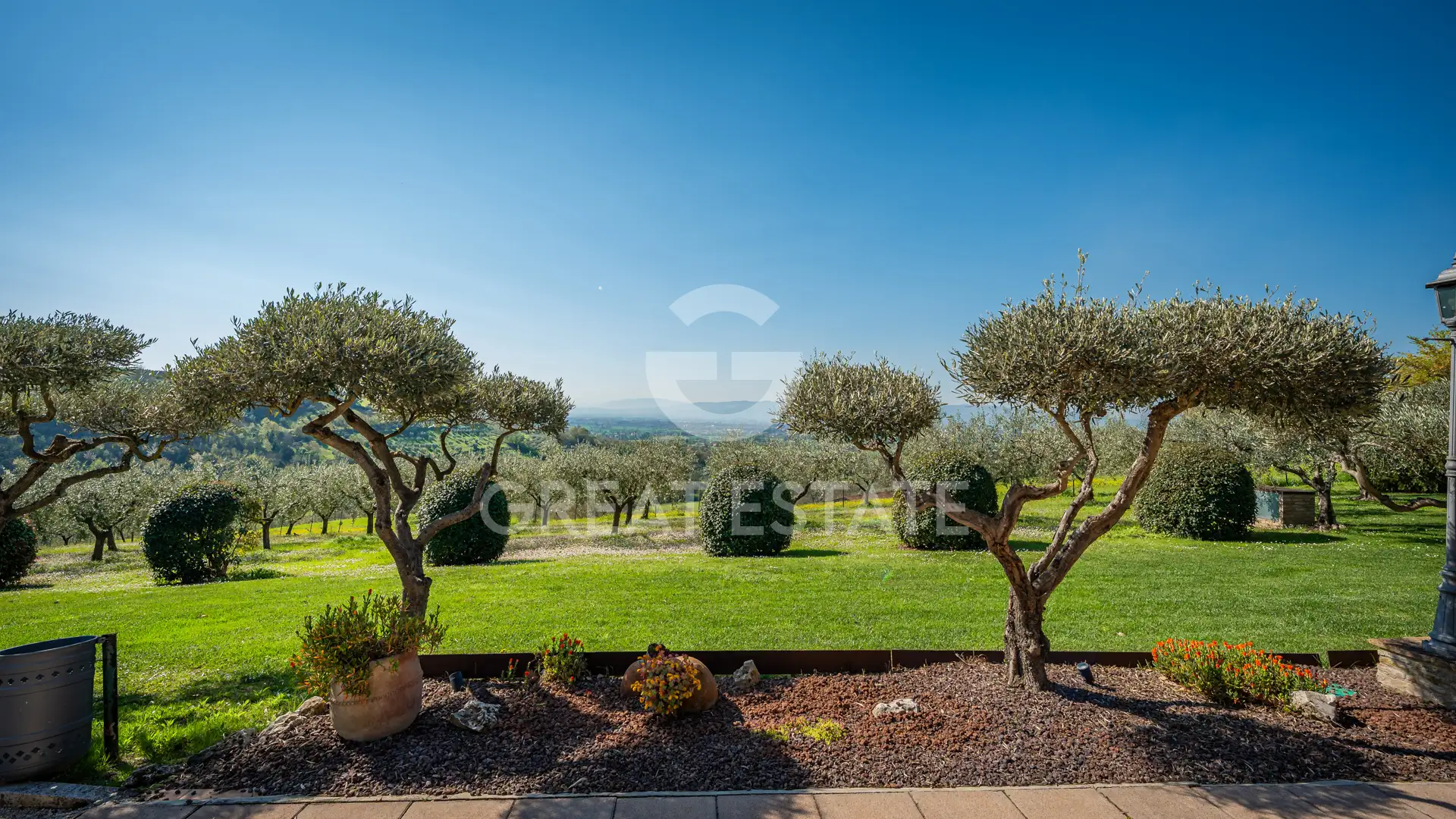 House 625m² in Italy, Perugia. Priced at 2200000€ rent photo-11