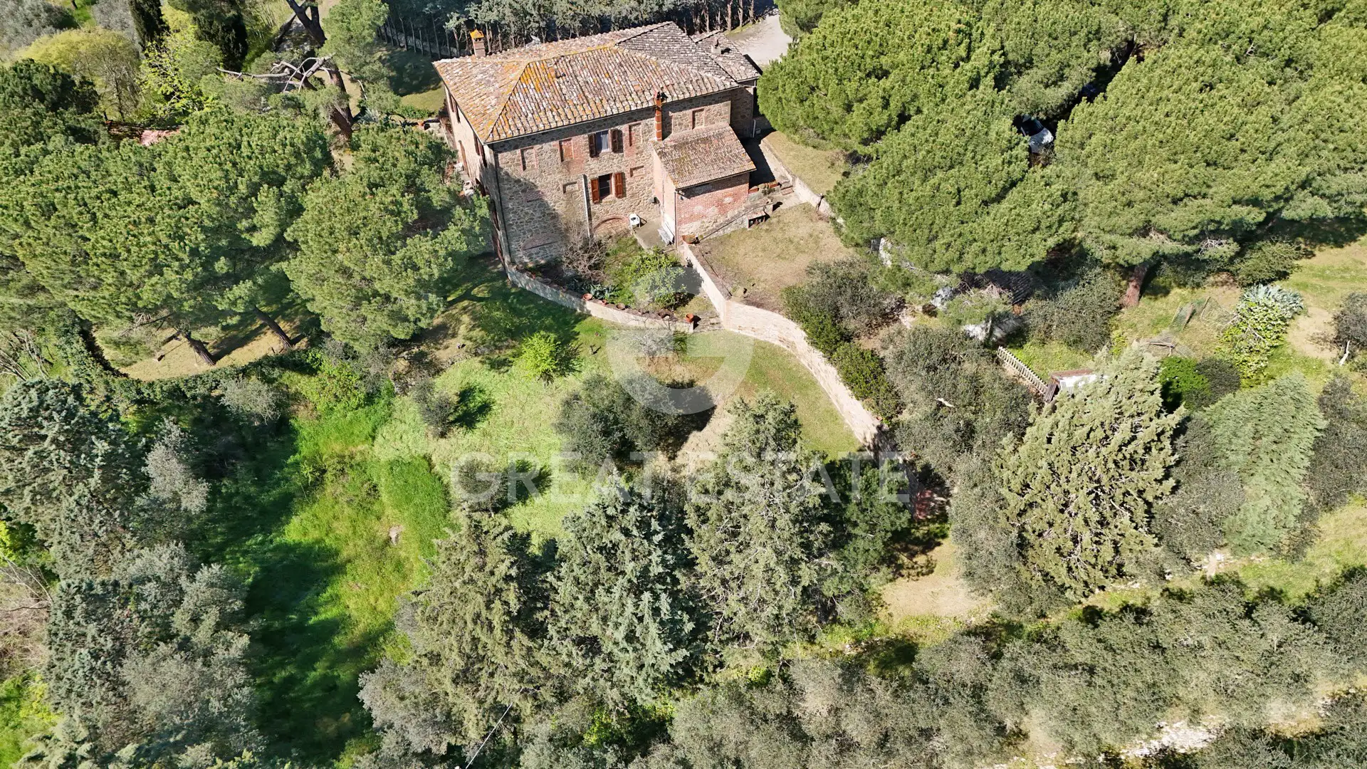 House 366m² in Italy, Siena. Priced at 650000€ rent photo-5