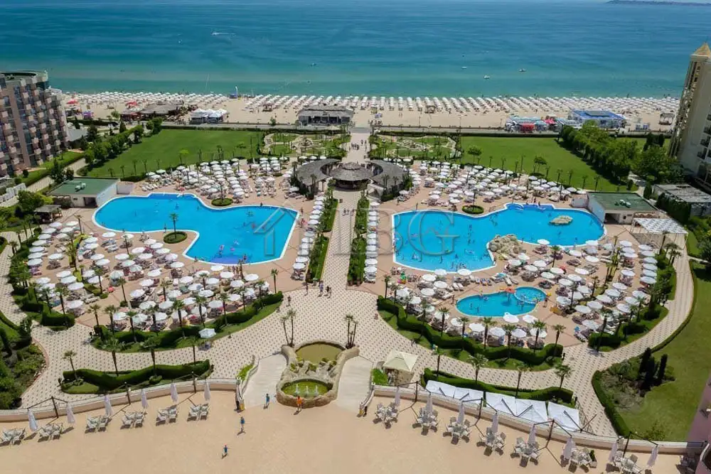 Flat 62m² in Bulgaria, Sunny Beach. Priced at 76000€ rent photo-2