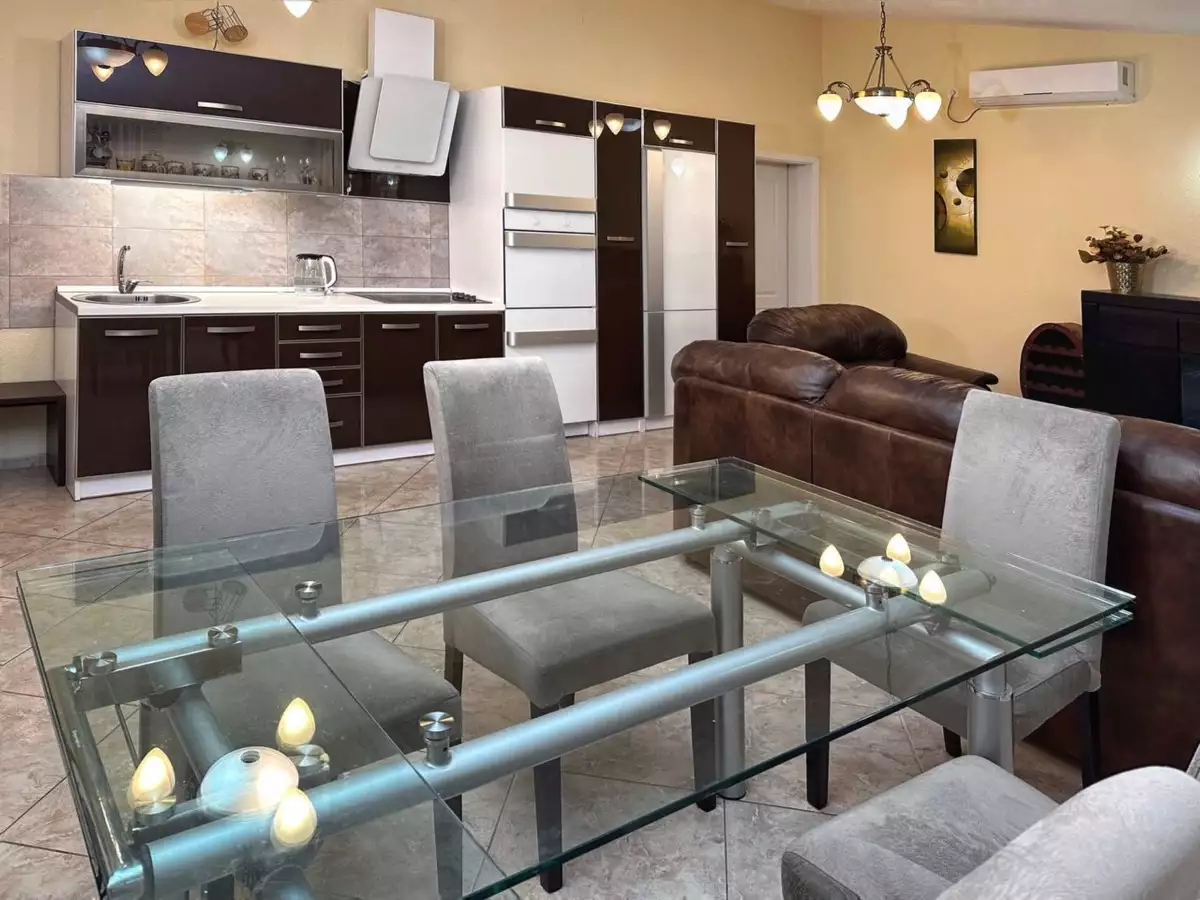 House 150m² in Montenegro, Sutomore. Priced at 200000€ rent photo-17