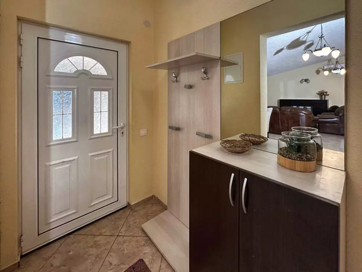 House 150m² in Montenegro, Sutomore. Priced at 200000€ rent photo-19