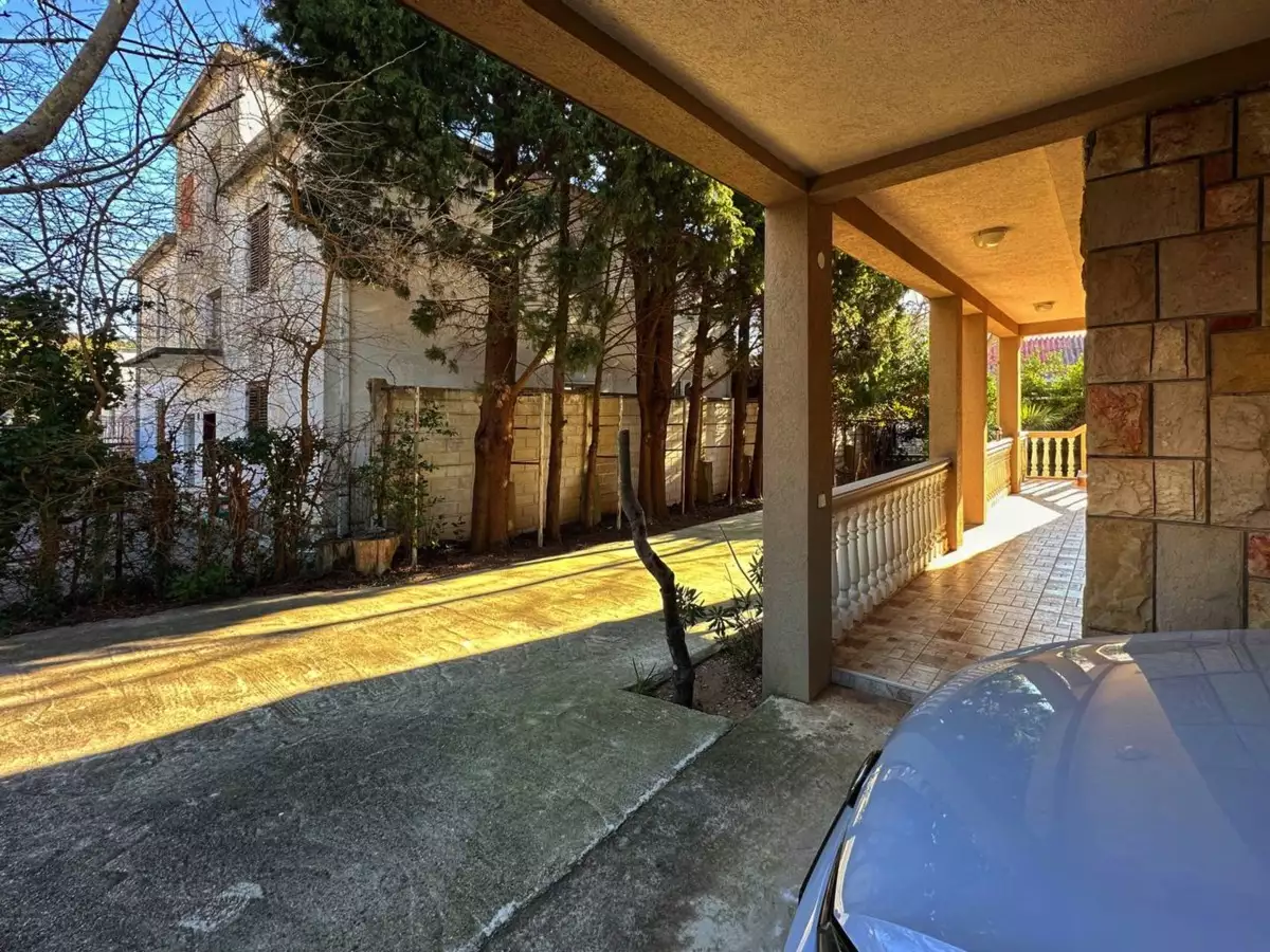 House 150m² in Montenegro, Sutomore. Priced at 200000€ rent photo-26