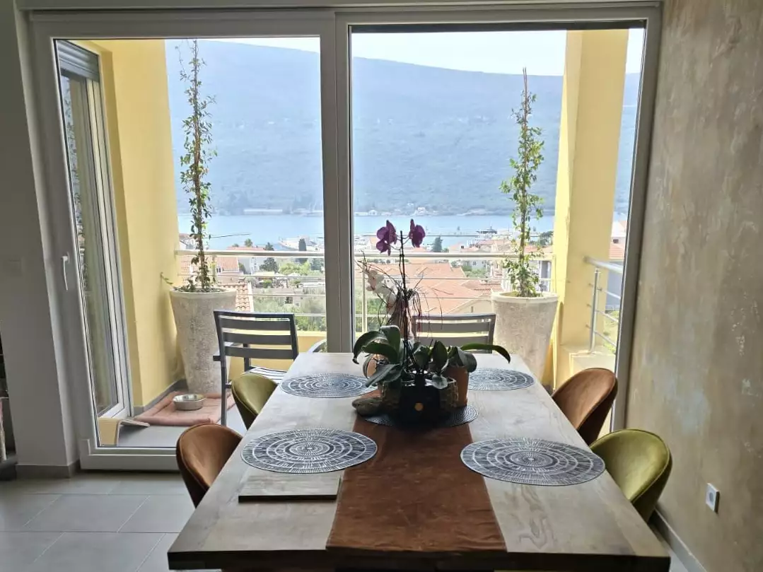 Flat 110m² in Montenegro, Kumbor. Priced at 617000€ rent photo-1