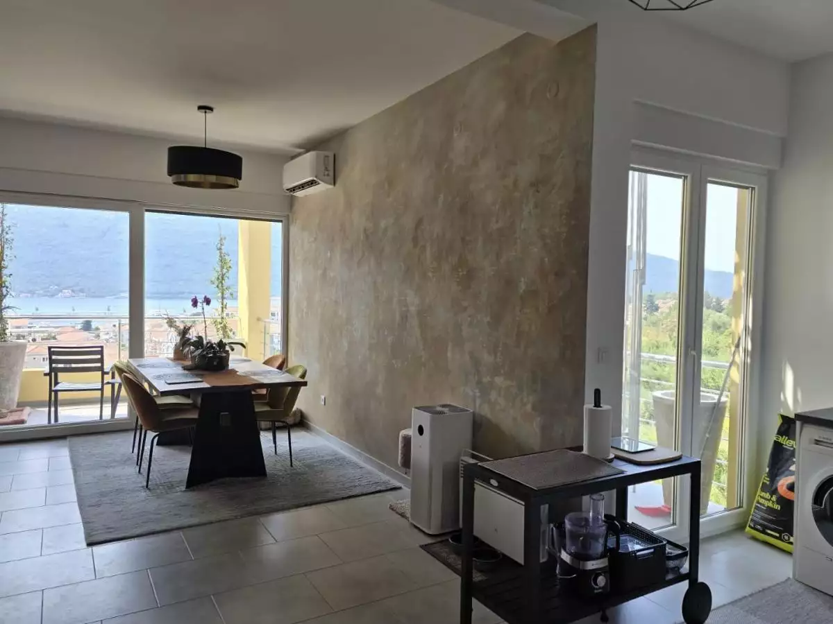 Flat 110m² in Montenegro, Kumbor. Priced at 617000€ rent photo-9