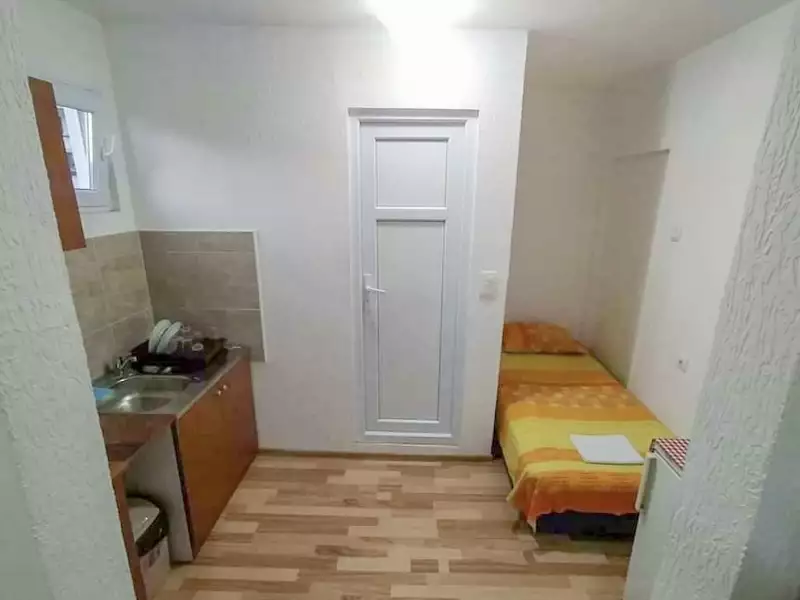 House 180m² in Montenegro, Sutomore. Priced at 175000€ rent photo-8