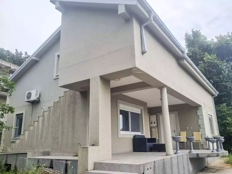 House 120m² in Montenegro, Sutomore. Priced at 130000€ rent photo-6