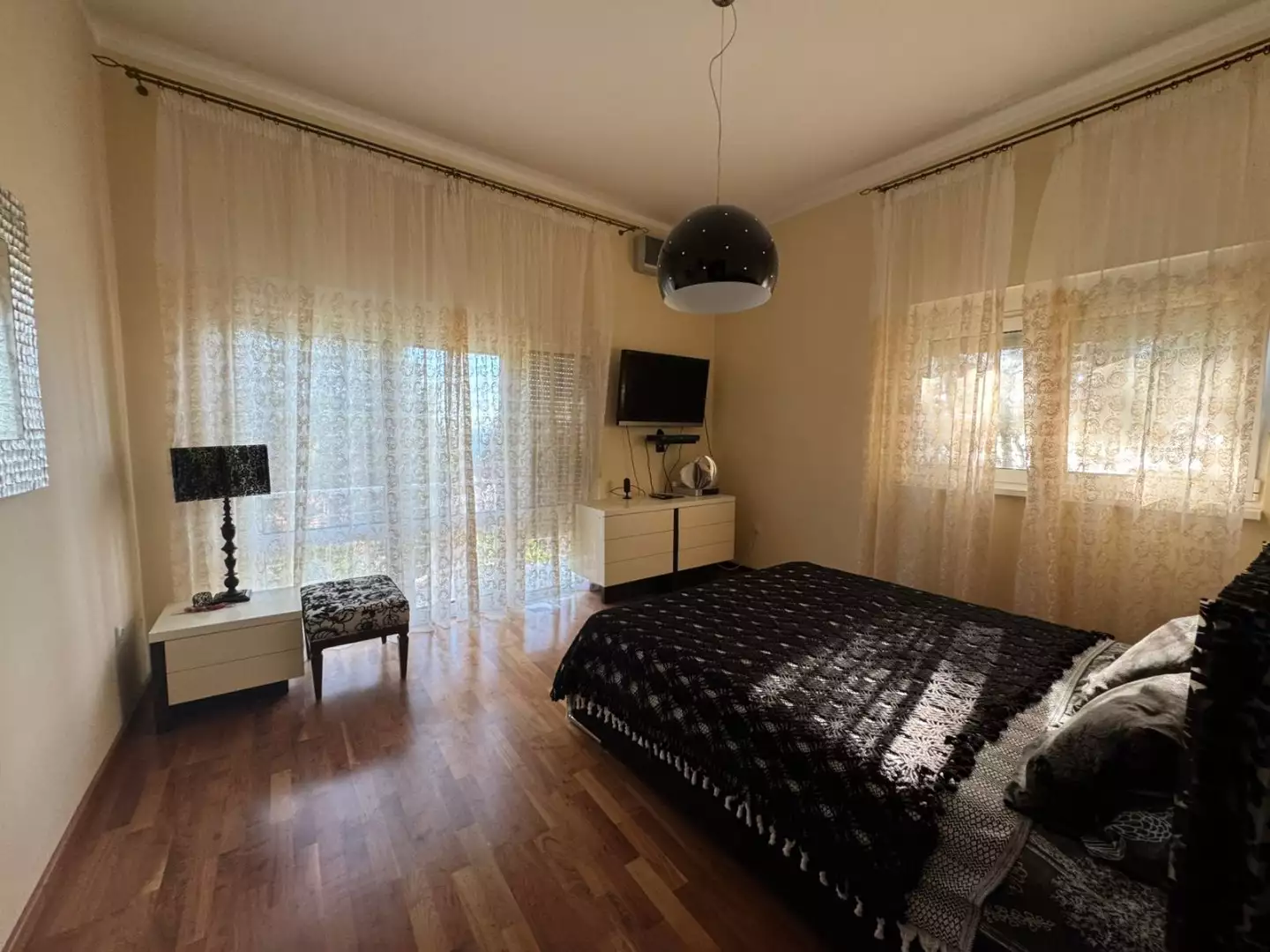 House 302m² in Montenegro, Bar. Priced at 365000€ rent photo-29