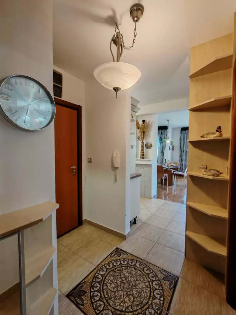 Flat 85m² in Montenegro, Petrovac. Priced at 260000€ rent photo-17