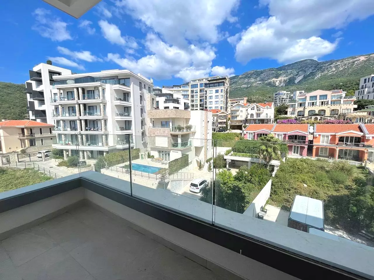 Flat 66m² in Montenegro, Becici. Priced at 305300€ rent photo-5