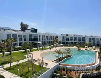 Buy in Cyprus for 210483€