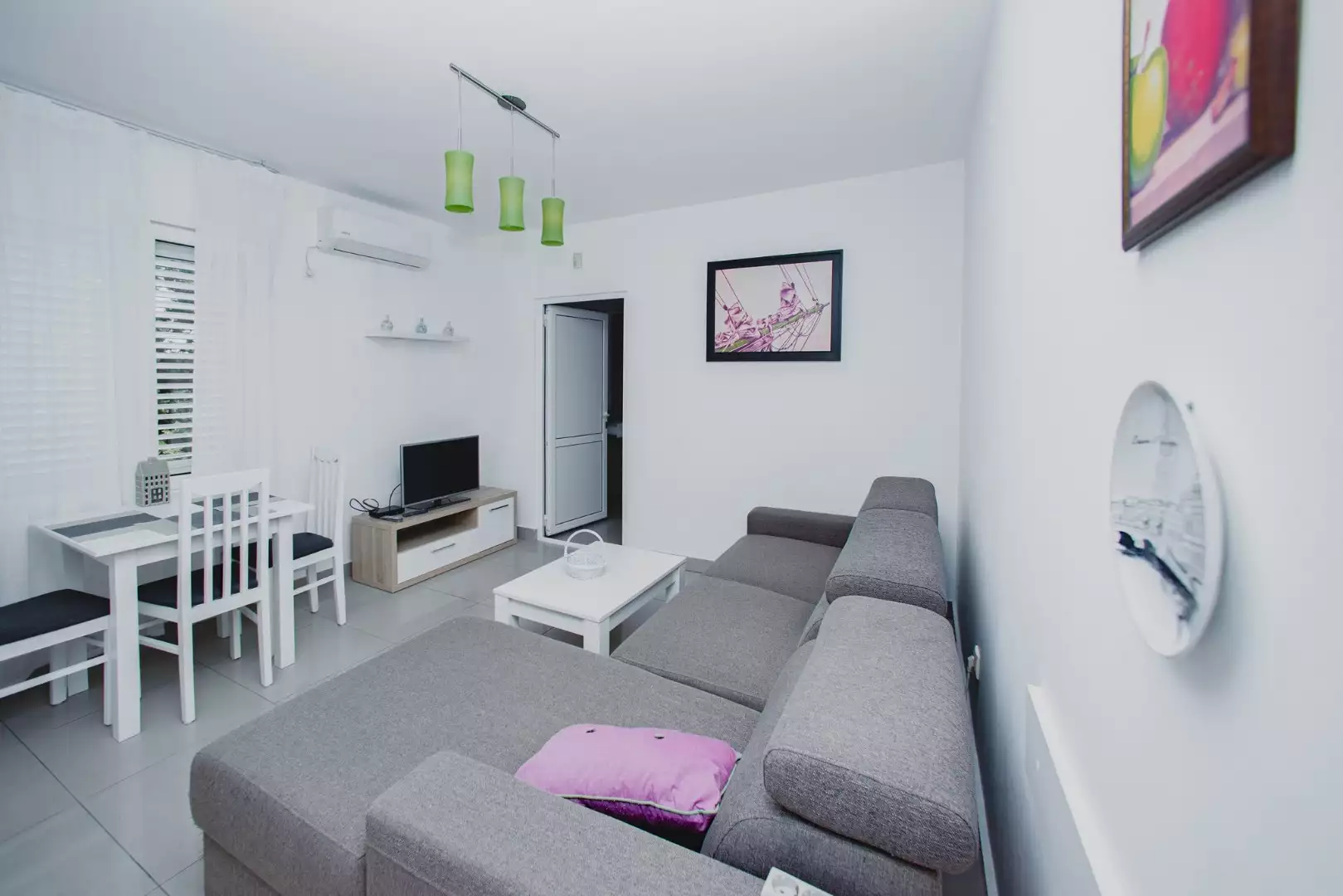 Hotels 300m² in Montenegro, Krimovica. Priced at 400000€ rent photo-7