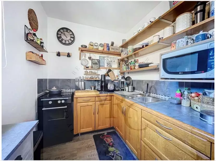 Flat 80m² in France, Fréjus. Priced at 250000€ rent photo-3