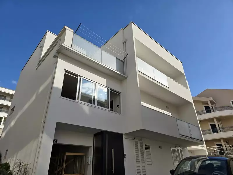 Hotels 352m² in Croatia, Tucepi. Priced at 780000€ rent photo-3