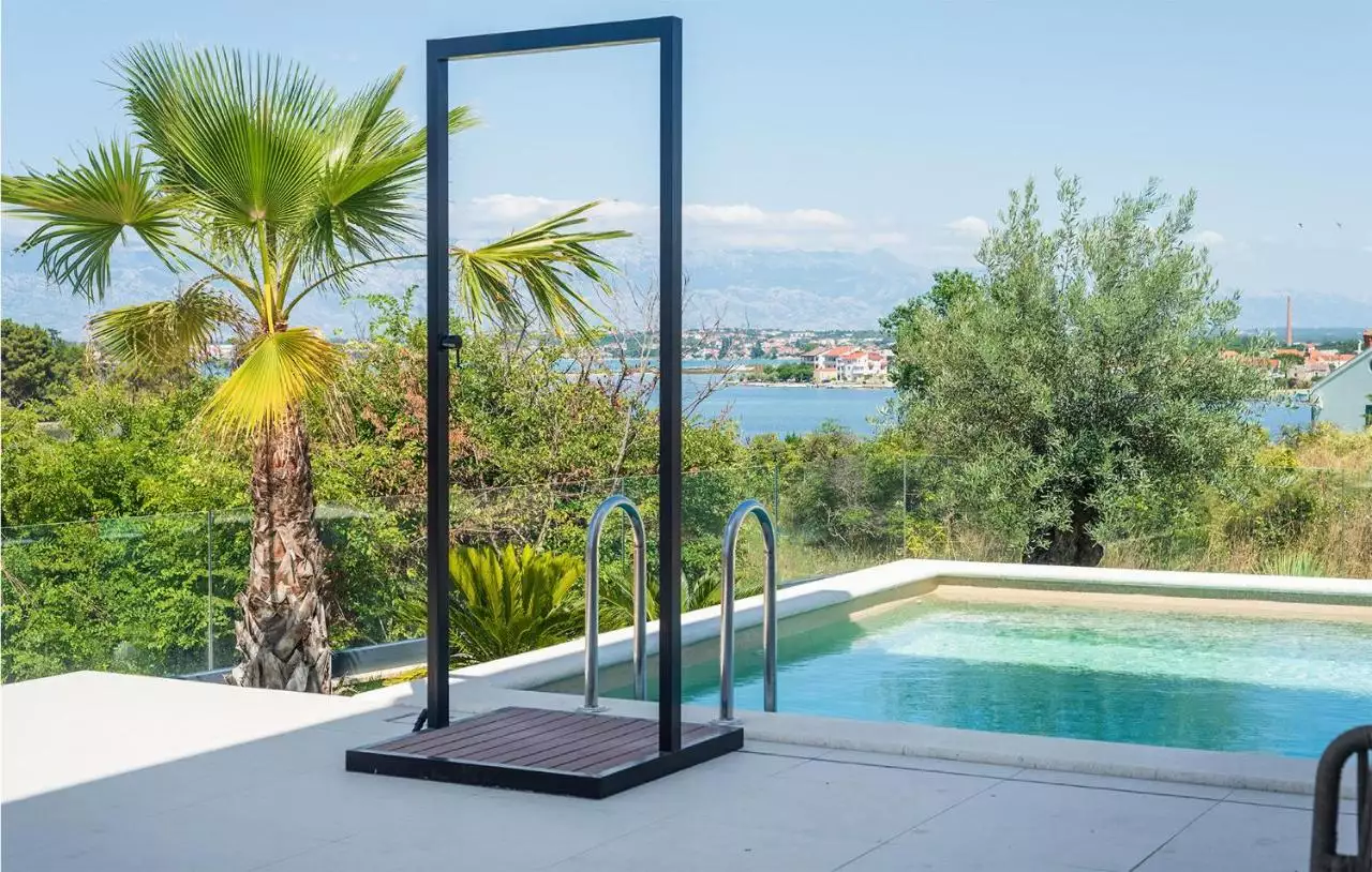 Villa 277m² in Croatia, Zadar. Priced at 1950000€ rent photo-6