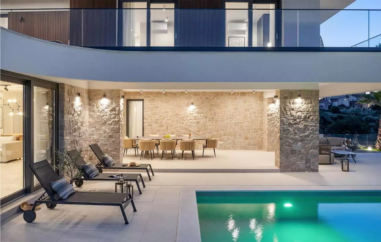Villa 277m² in Croatia, Zadar. Priced at 1950000€ rent photo-7