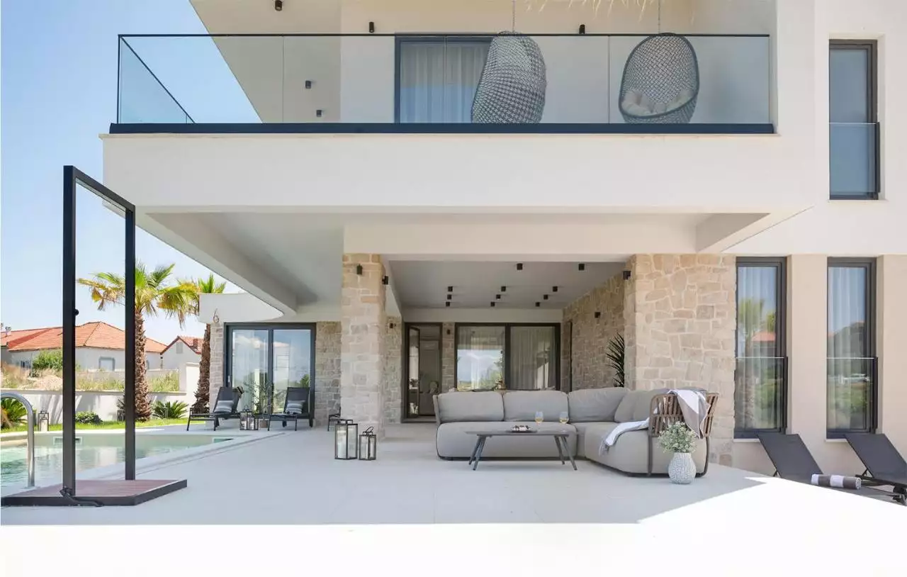 Villa 277m² in Croatia, Zadar. Priced at 1950000€ rent photo-9