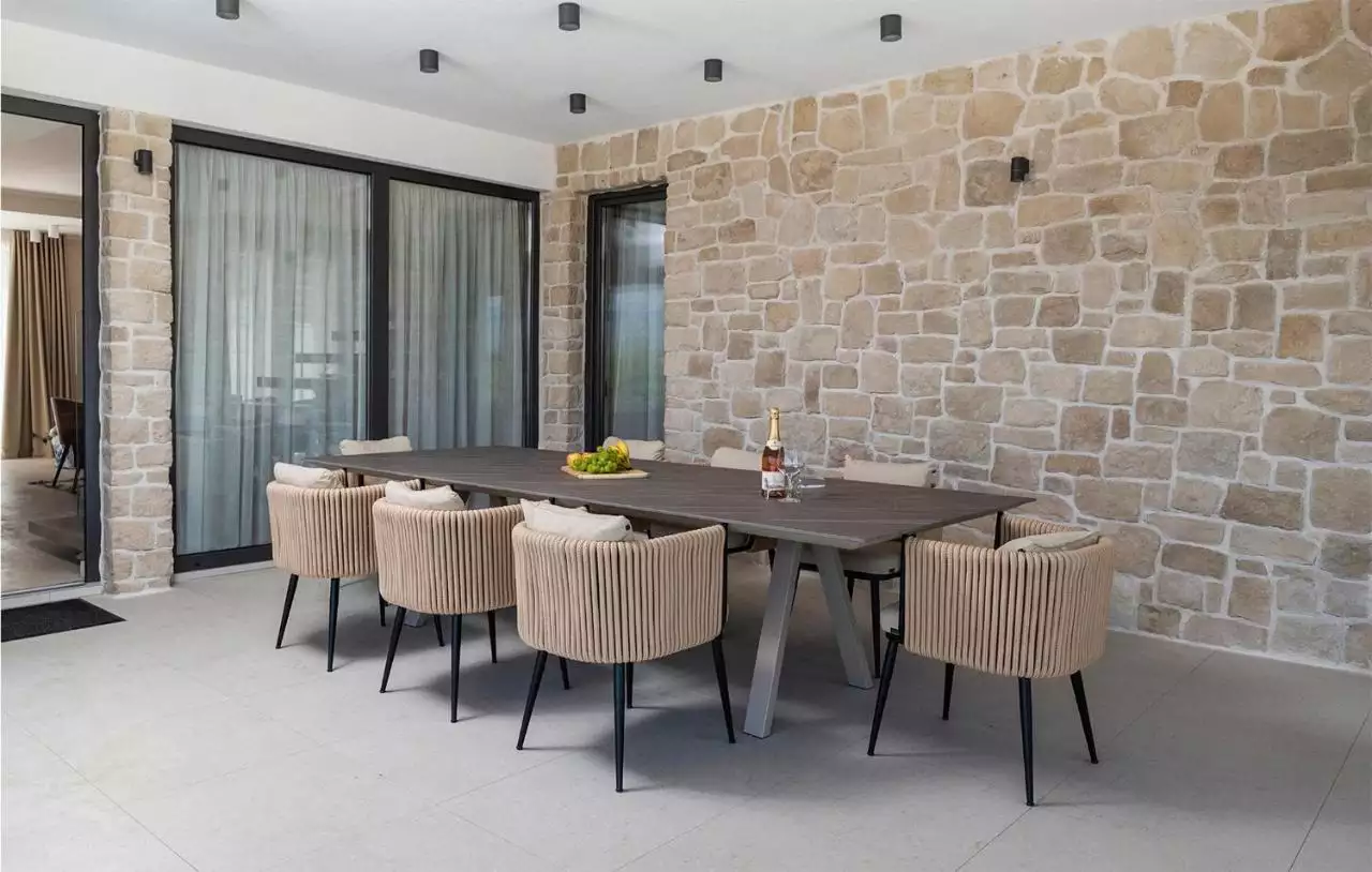 Villa 277m² in Croatia, Zadar. Priced at 1950000€ rent photo-10