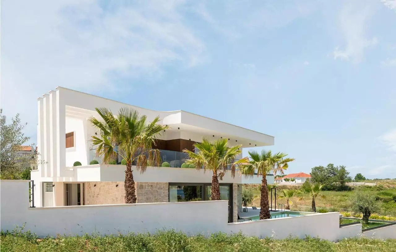 Villa 277m² in Croatia, Zadar. Priced at 1950000€ rent photo-12