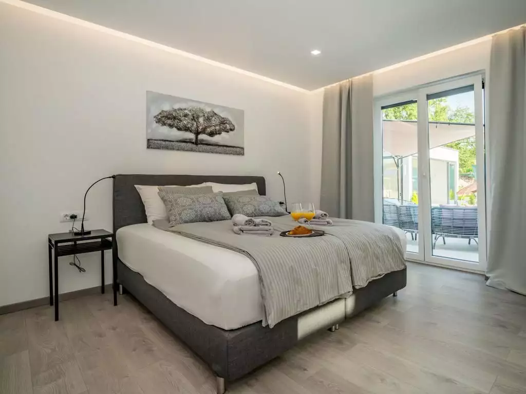 Villa 176m² in Croatia, Labin. Priced at 650000€ rent photo-18