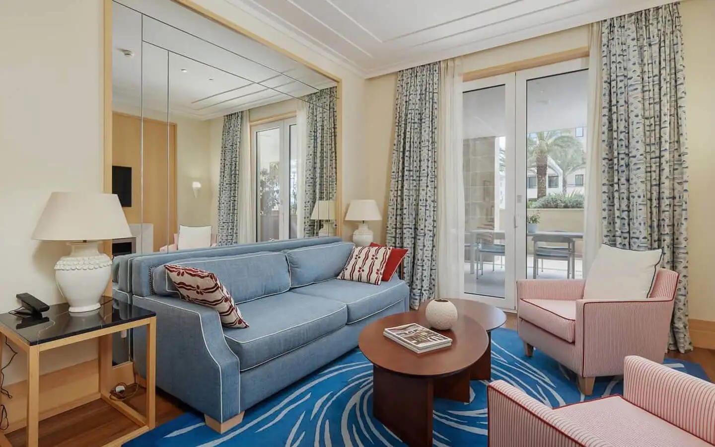 Flat 193m² in Montenegro, Tivat. Priced at 1545000€ rent photo-10