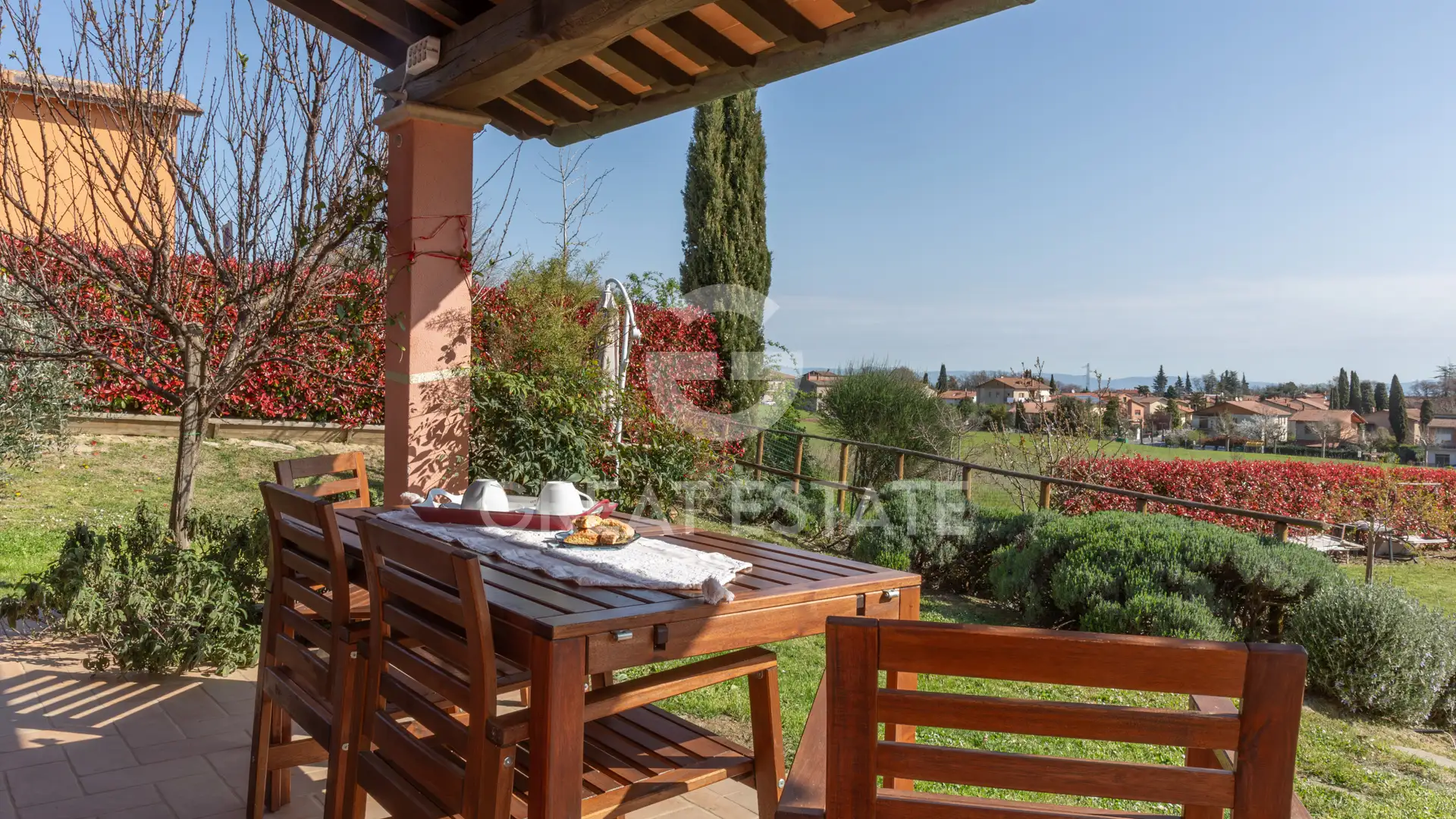 Villa 250m² in Italy, Siena. Priced at 600000€ rent photo-5