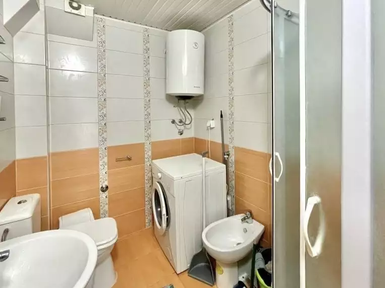 House 247m² in Montenegro, Sutomore. Priced at 255000€ rent photo-5