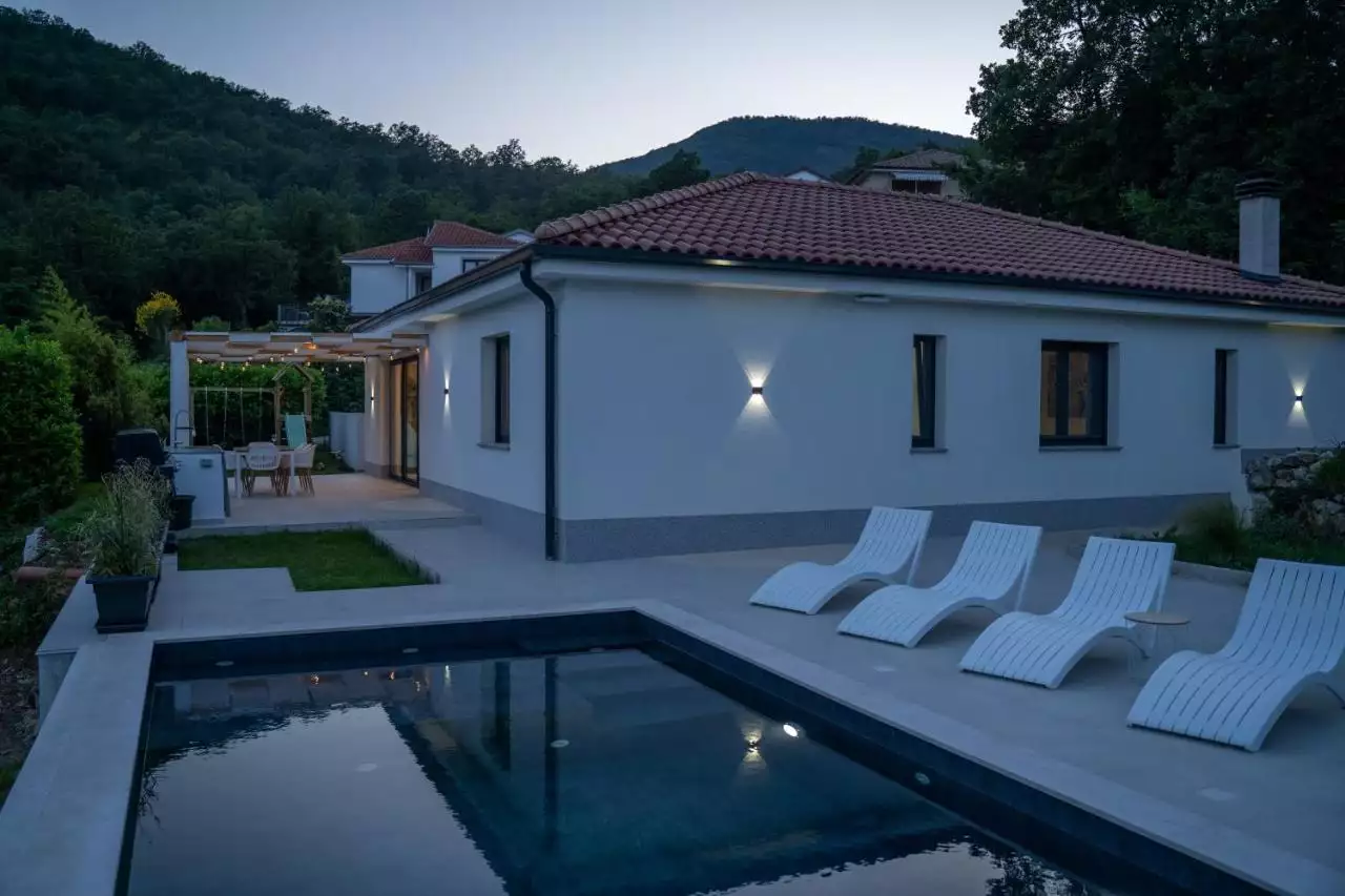 House 156m² in Croatia, Opatija. Priced at 1600000€ rent photo-3
