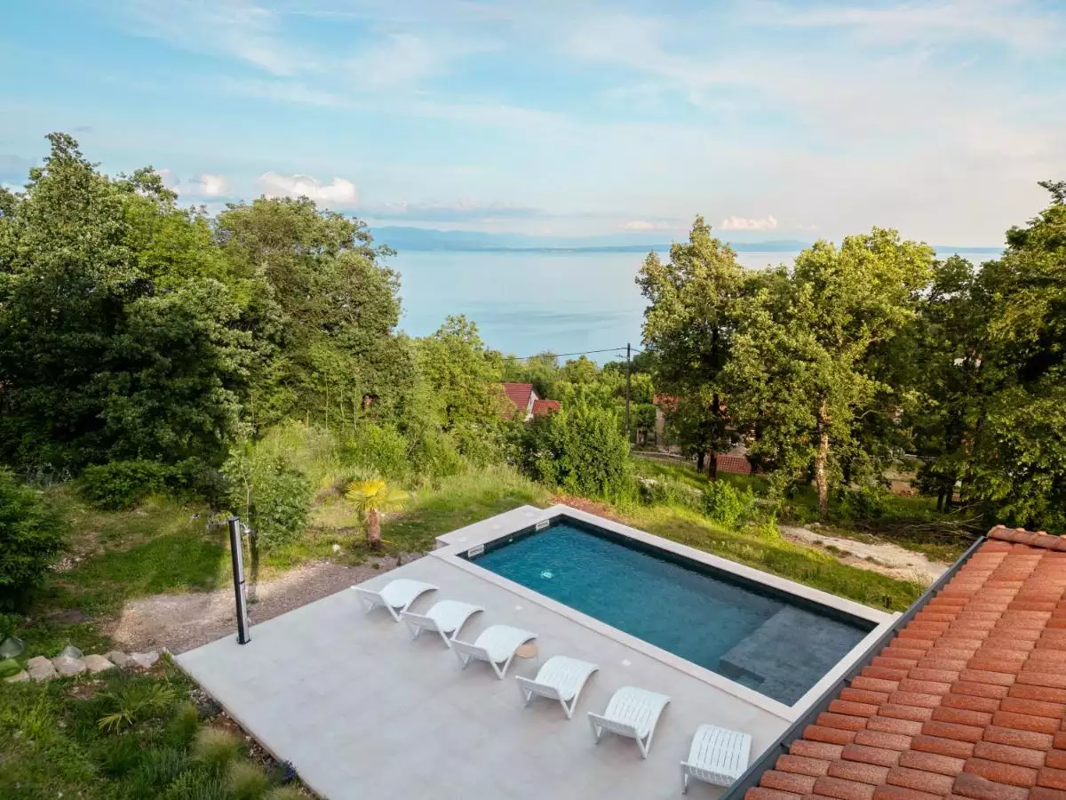 House 156m² in Croatia, Opatija. Priced at 1600000€ rent photo-4