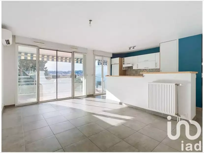 Flat 63m² in France, Nice. Priced at 300000€ rent photo-2