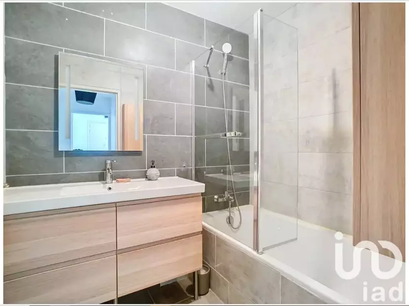 Flat 63m² in France, Nice. Priced at 300000€ rent photo-7