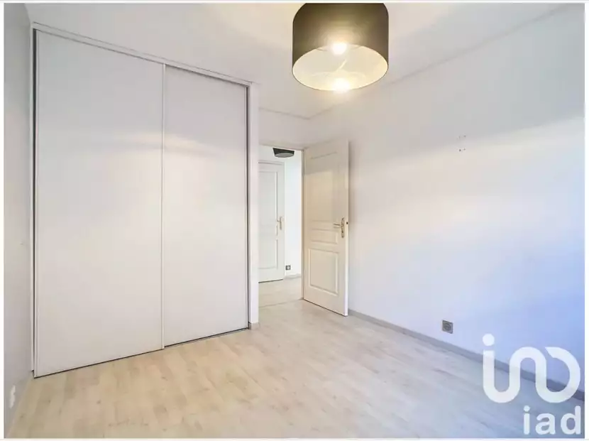 Flat 63m² in France, Nice. Priced at 300000€ rent photo-9