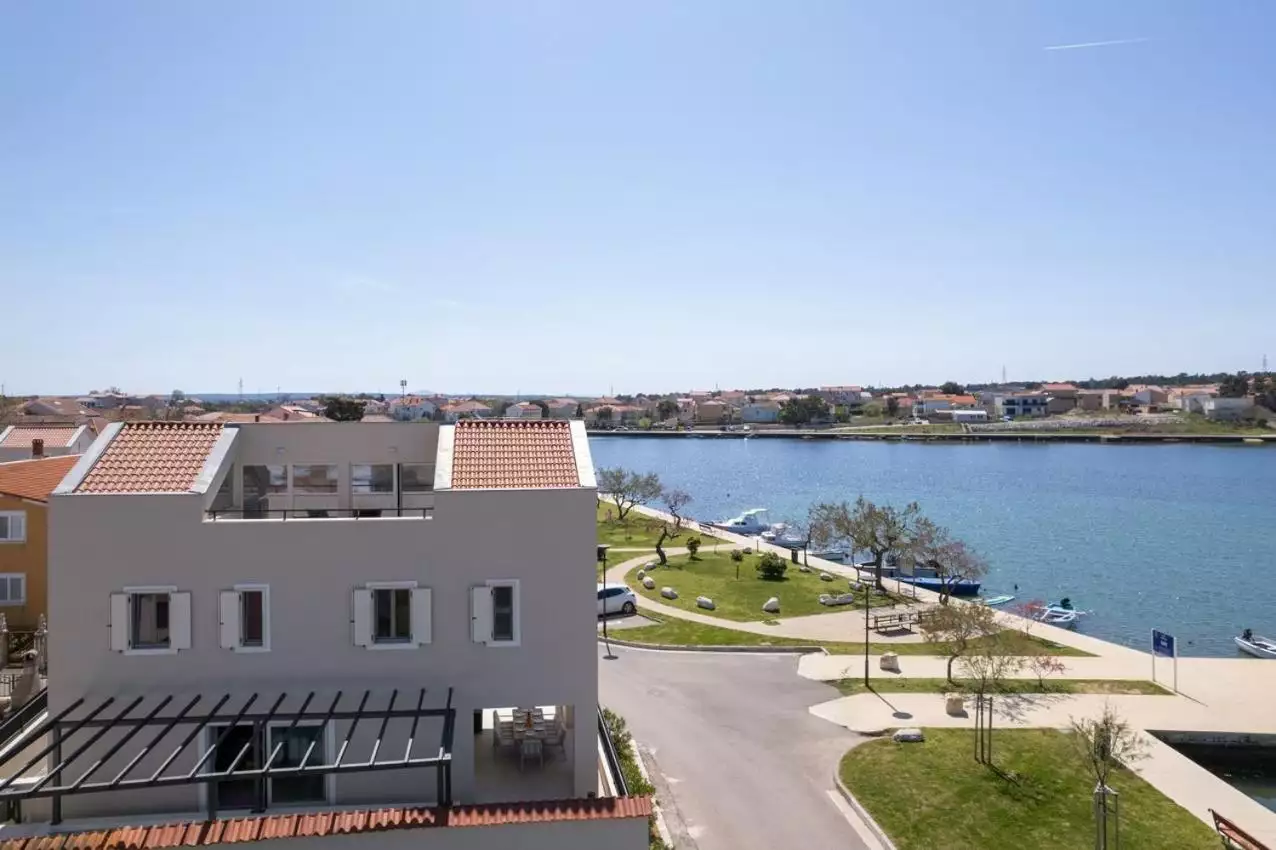 Villa 214m² in Croatia, Zadar. Priced at 1490000€ rent photo-3