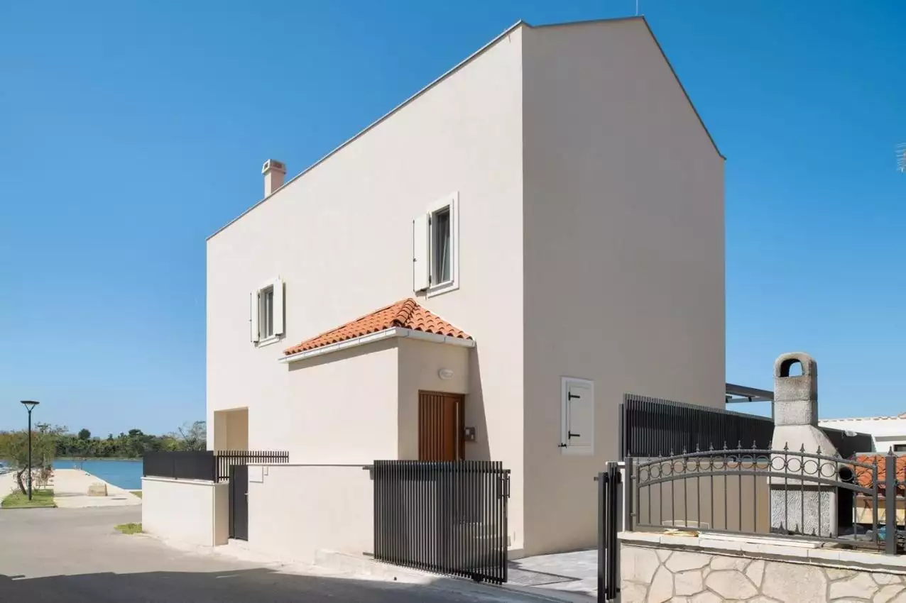 Villa 214m² in Croatia, Zadar. Priced at 1490000€ rent photo-12
