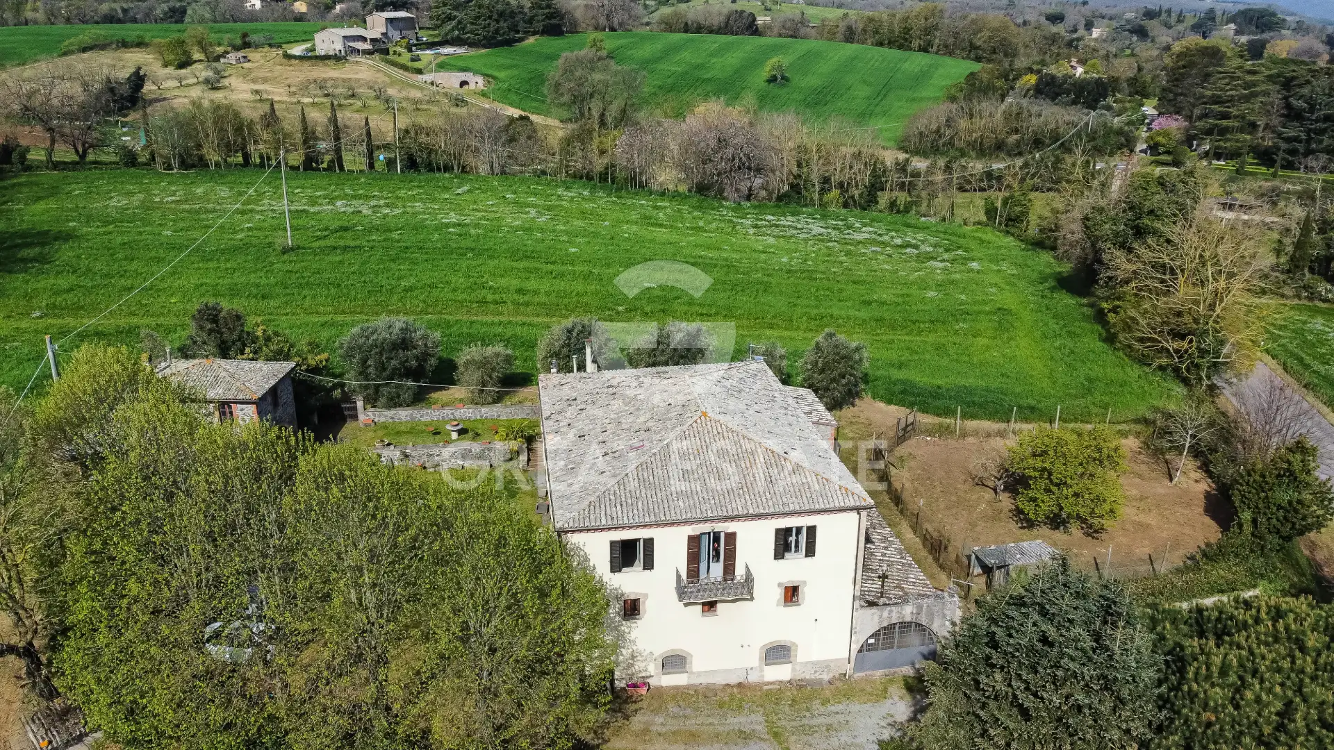 House 1365m² in Italy, Terney. Priced at 990000€ rent photo-9
