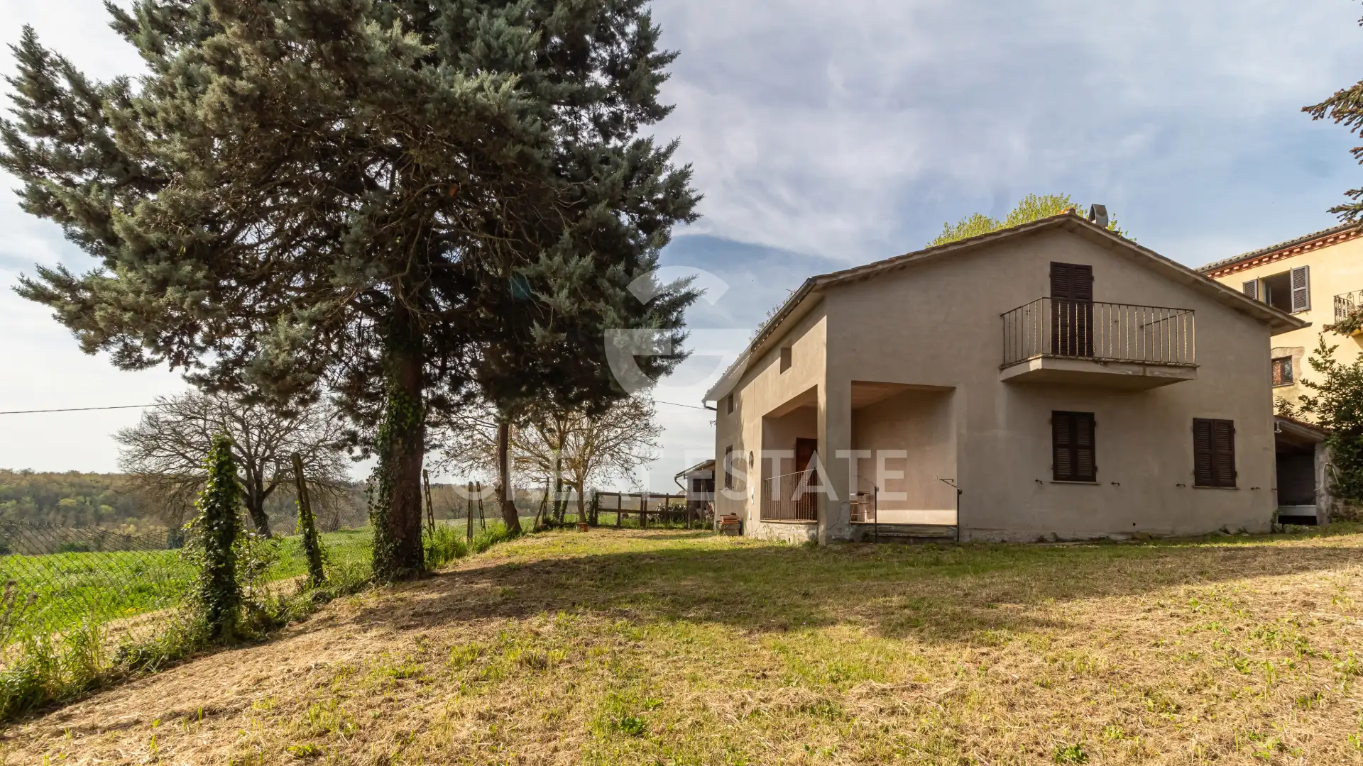 House 1365m² in Italy, Terney. Priced at 990000€ rent photo-12