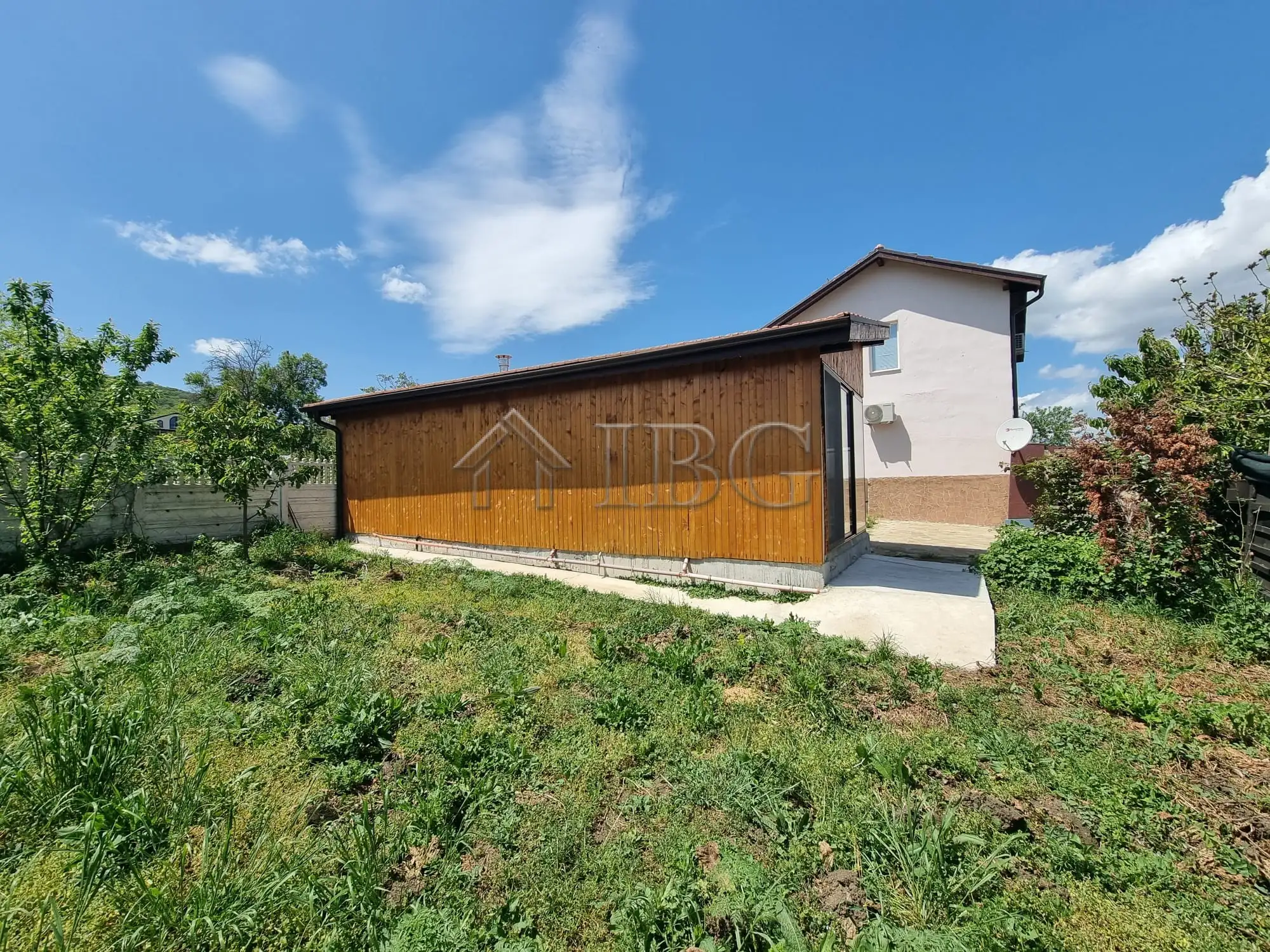 House 162m² in Bulgaria, Medovo. Priced at 210000€ rent photo-9