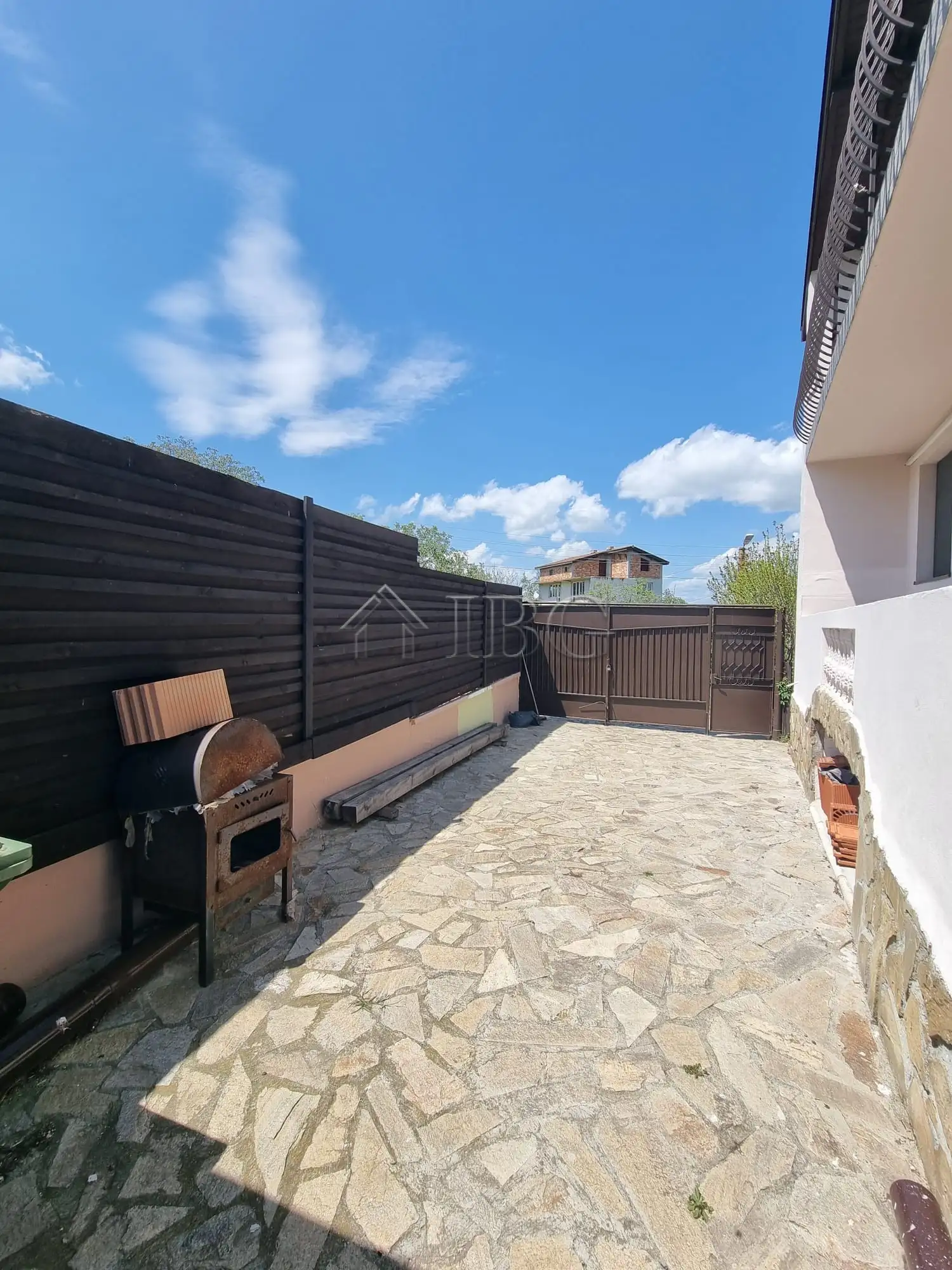 House 162m² in Bulgaria, Medovo. Priced at 210000€ rent photo-11