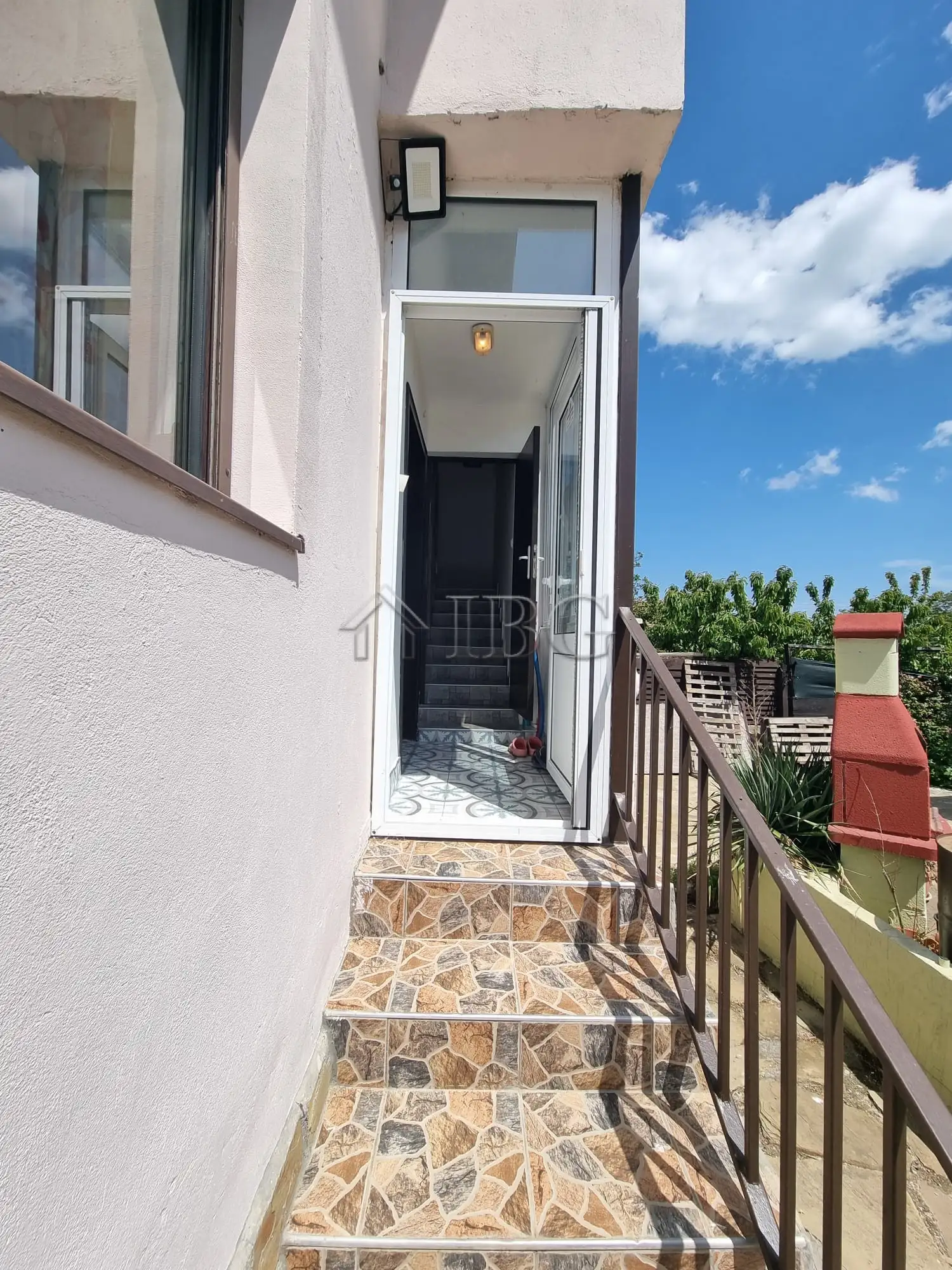 House 162m² in Bulgaria, Medovo. Priced at 210000€ rent photo-17