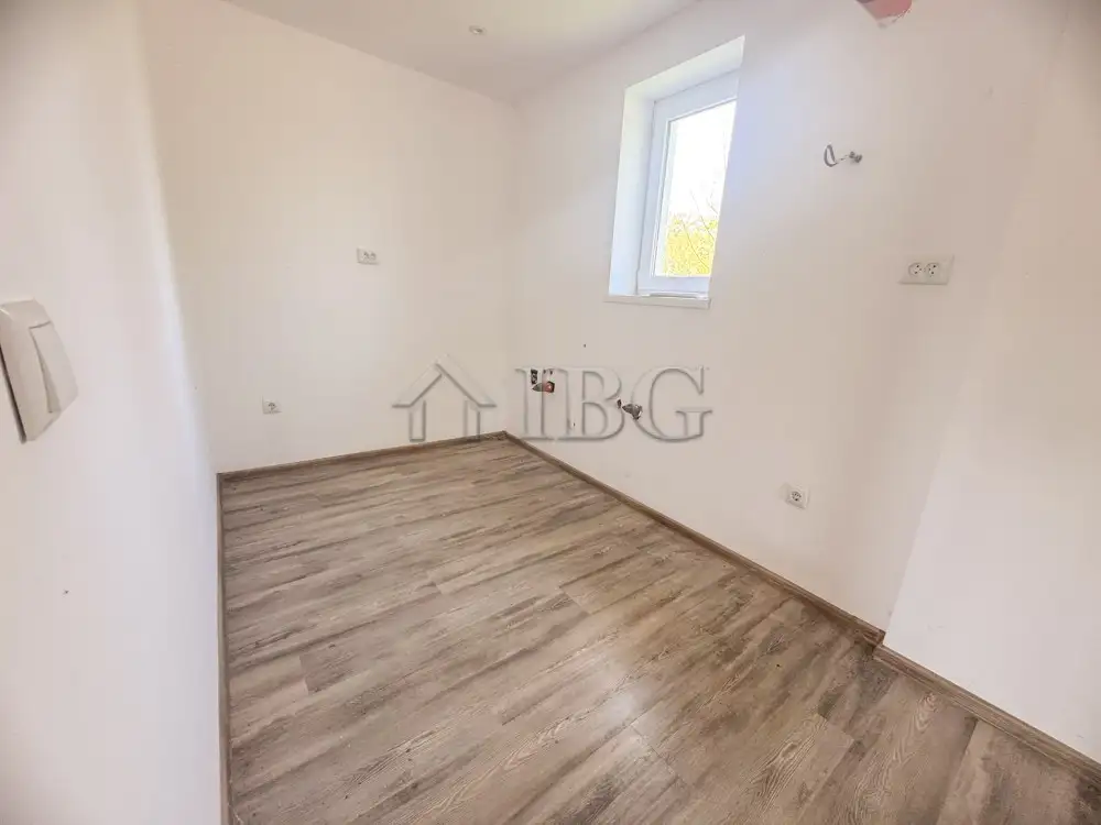 House 100m² in Bulgaria, Durankulak. Priced at 89000€ rent photo-9