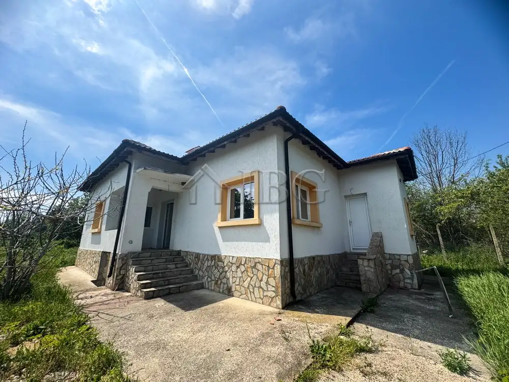House 100m² in Bulgaria, Durankulak. Priced at 89000€ rent photo-14