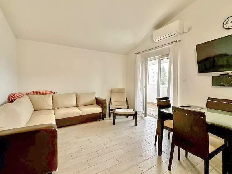 Flat 92m² in Montenegro, Budva. Priced at 240000€ rent photo-1