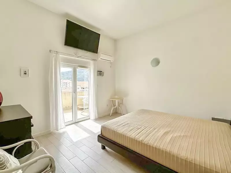 Flat 92m² in Montenegro, Budva. Priced at 240000€ rent photo-2