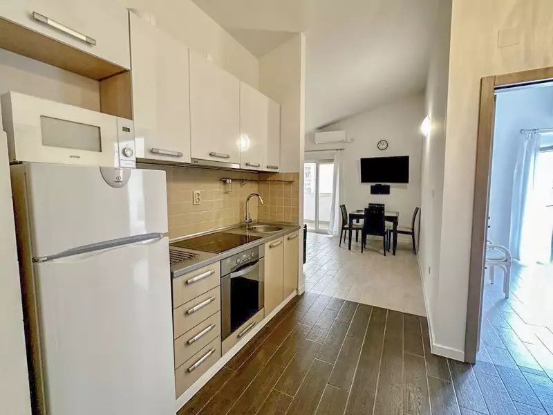 Flat 92m² in Montenegro, Budva. Priced at 240000€ rent photo-4