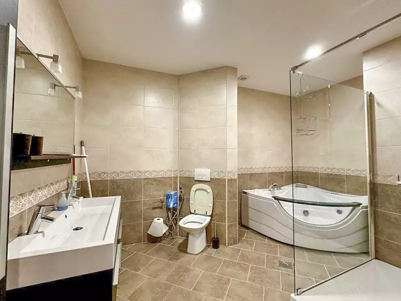 Flat 92m² in Montenegro, Budva. Priced at 240000€ rent photo-8